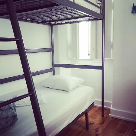 White House Albergue