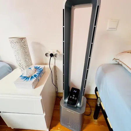 Vandrarhem White House *