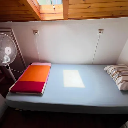 White House Hostal