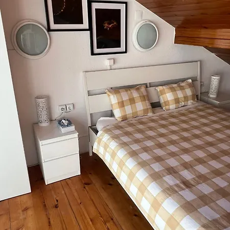 Vandrarhem White House *